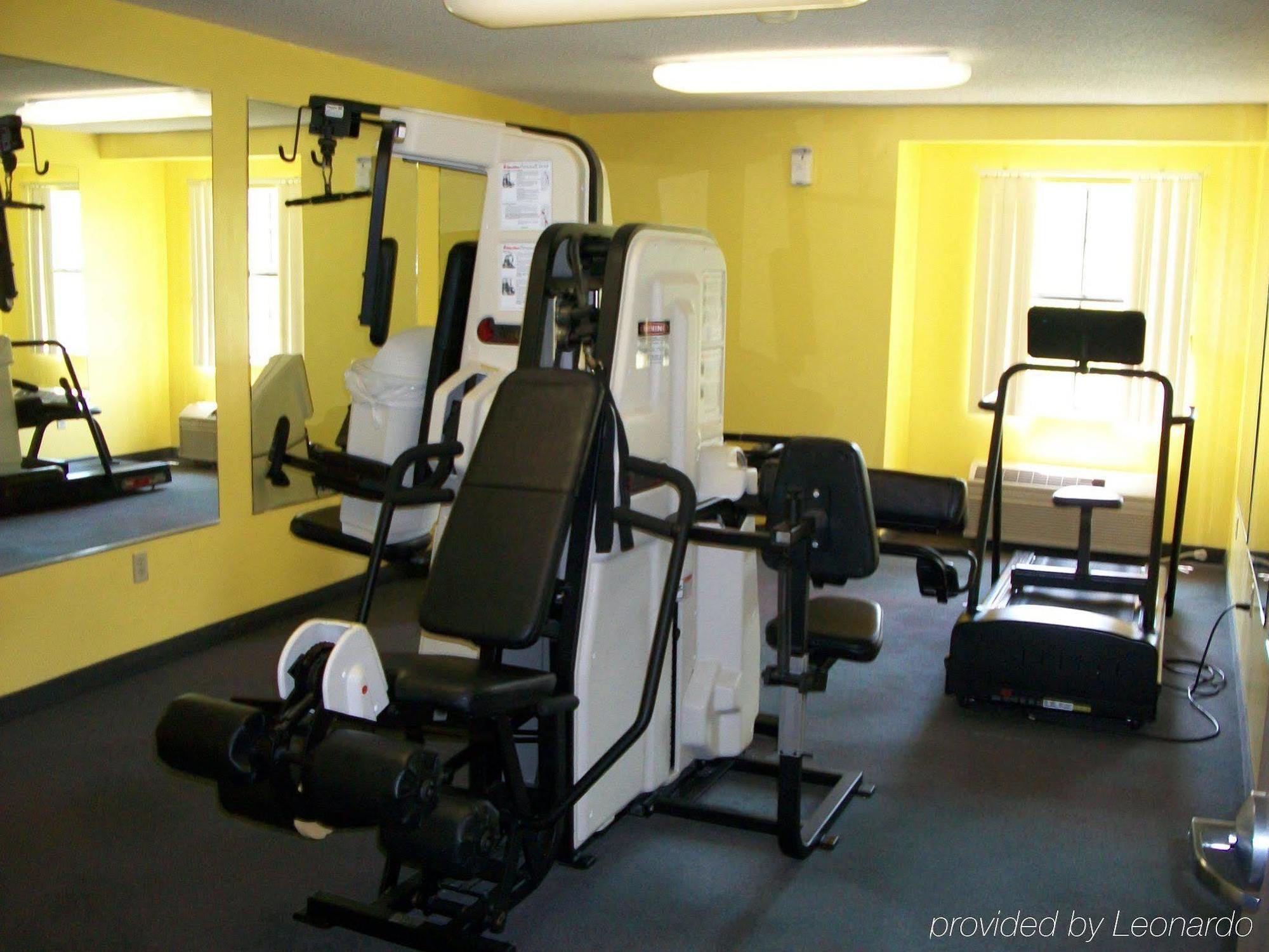 Quality Inn & Suites Prestonsburg Next To Mountain Arts Center Facilities photo